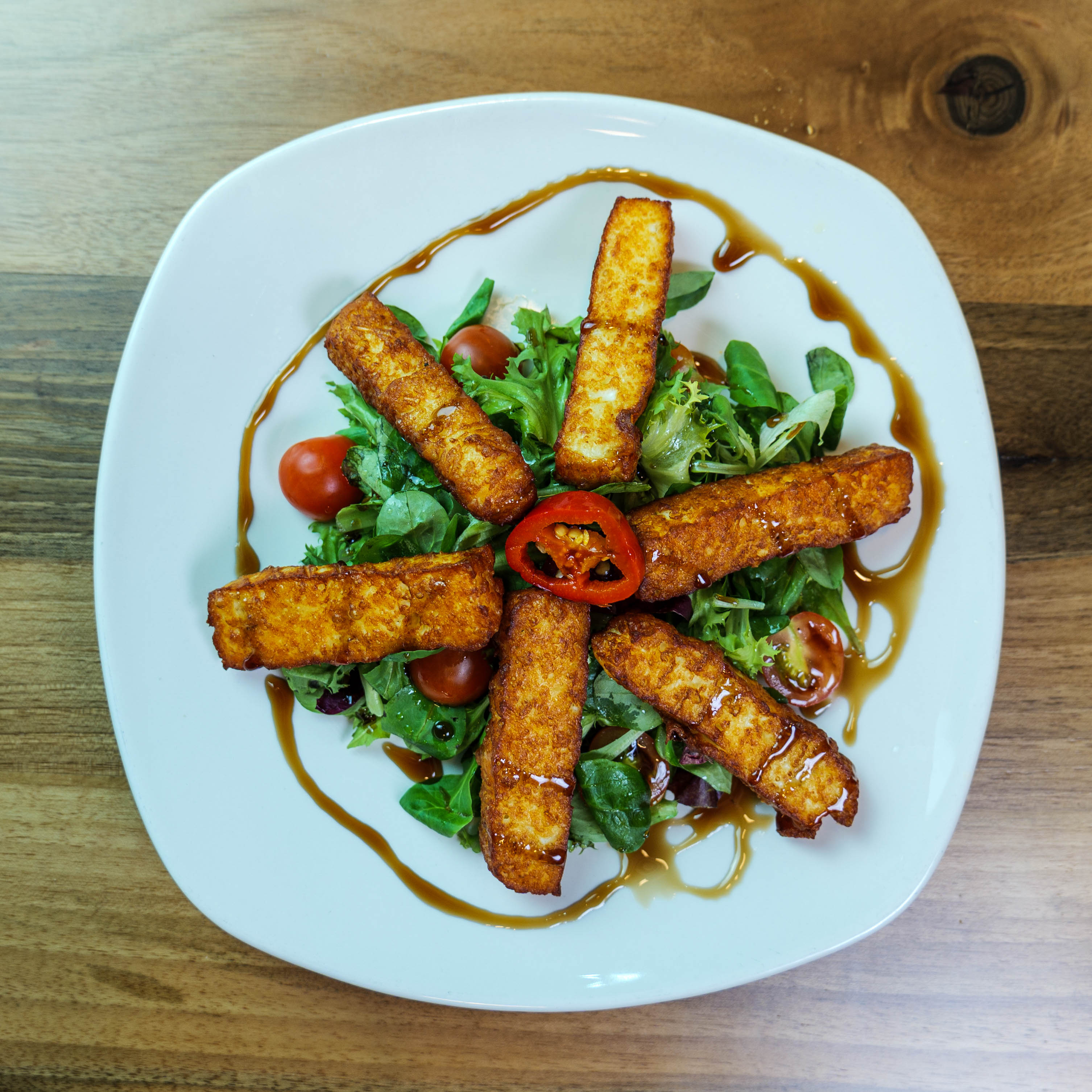 Light Halloumi Salad